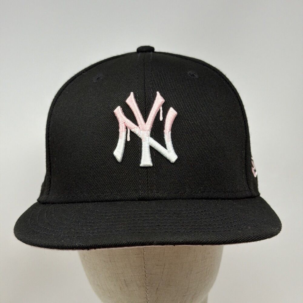 New Era Yankees 59FIFTY 7 3/8 1954 World Series Black Pink Fitted Hat MLB